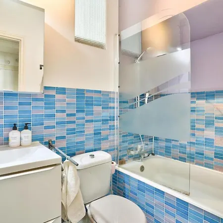 Cozy For 4 People - 18 Paris